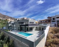 Wiederverkauf - Villa - Benalmadena - Benalmadena Centro