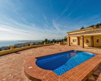 Wiederverkauf - Villa - Benalmadena - Benalmadena Centro