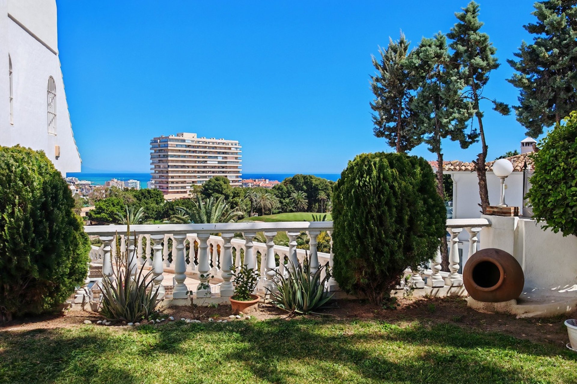 Wiederverkauf - Villa - Benalmadena - Benalmadena Centro