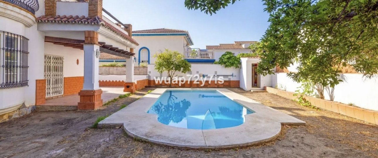 Wiederverkauf - Villa - Benalmadena - Benalmadena Centro