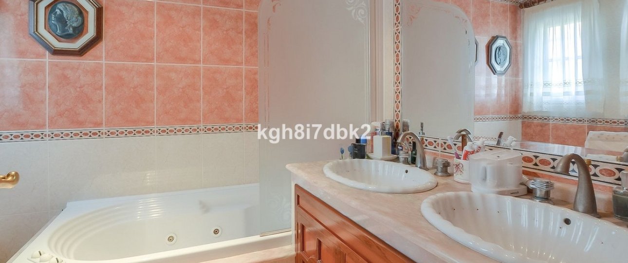 Wiederverkauf - Villa - Benalmadena - Benalmadena Centro