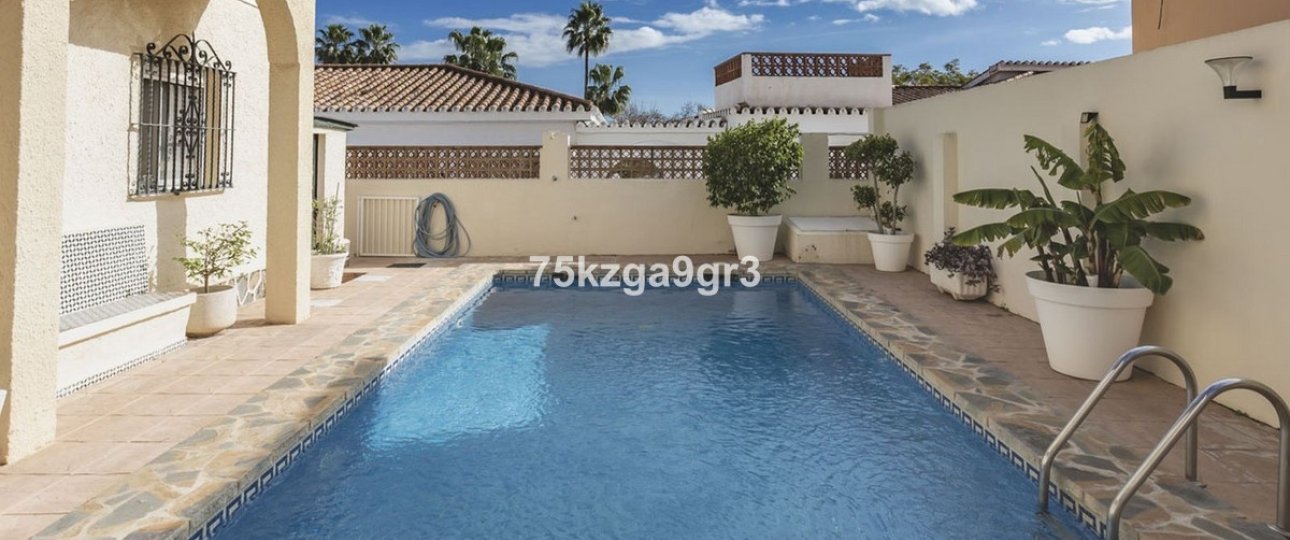 Wiederverkauf - Villa - Benalmadena - Benalmadena Costa
