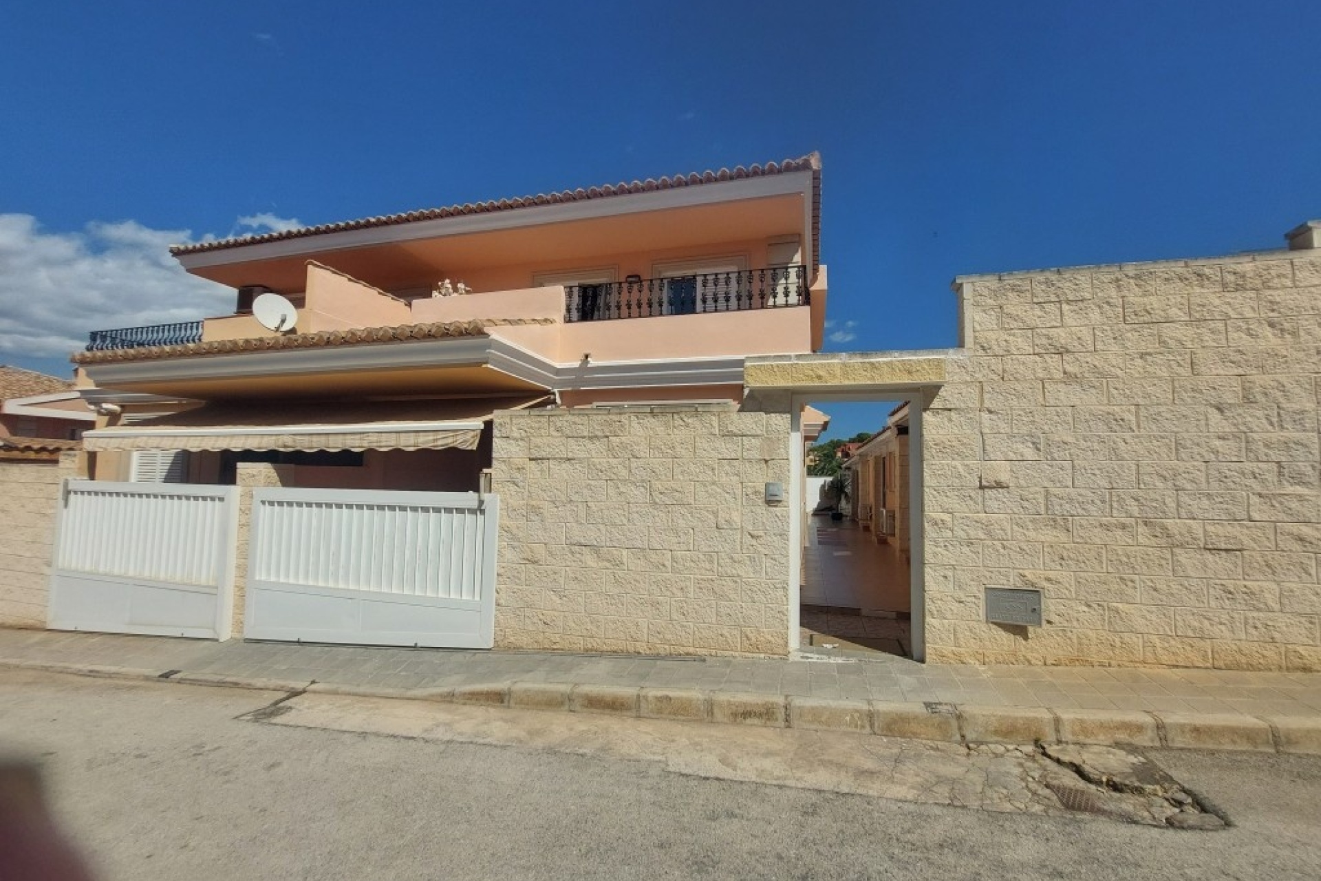 Wiederverkauf - Villa - Benidorm - Benidorm Centro