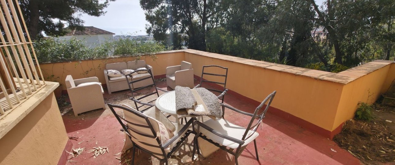 Wiederverkauf - Villa - Estepona - Atalaya