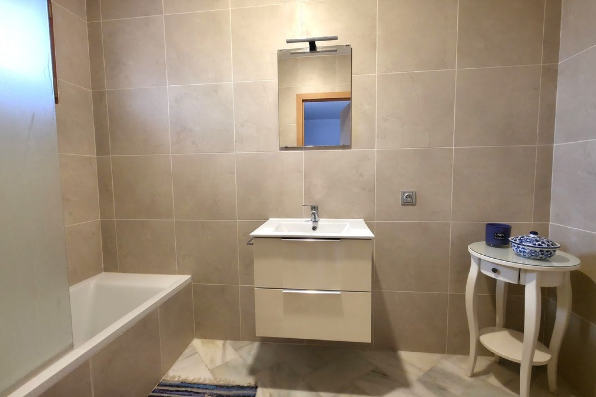 Wiederverkauf - Villa - Estepona - Atalaya