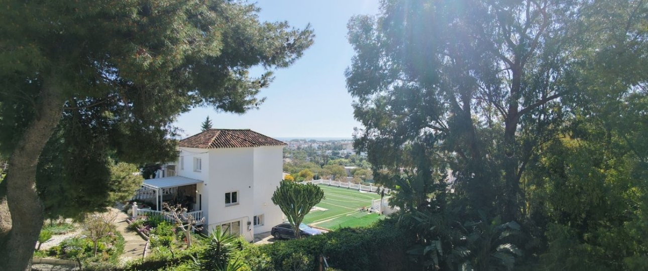 Wiederverkauf - Villa - Estepona - Atalaya