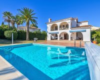Wiederverkauf - Villa - Estepona - Atalaya
