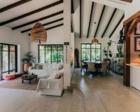 Wiederverkauf - Villa - Estepona - Atalaya