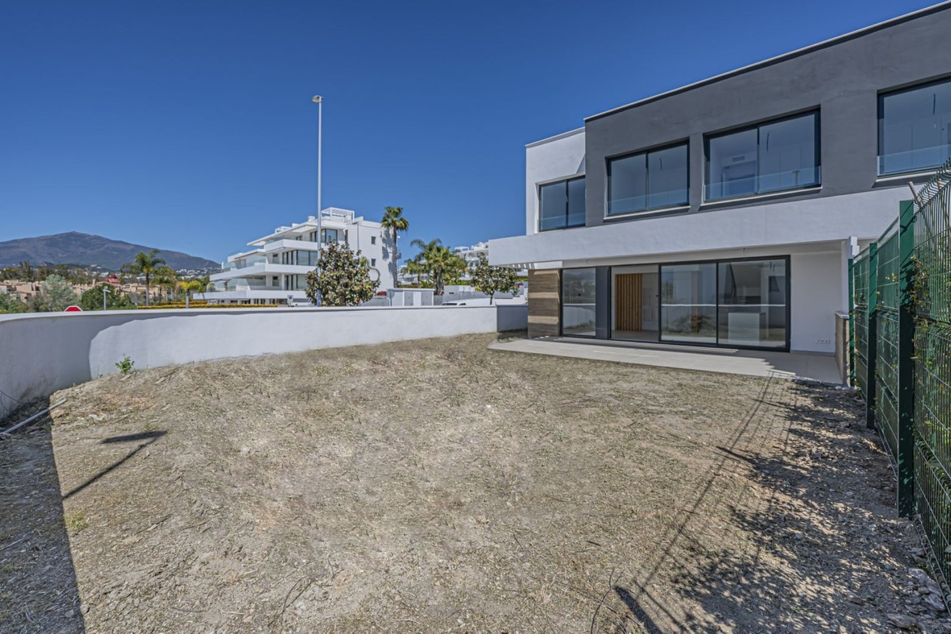 Wiederverkauf - Villa - Estepona - Atalaya