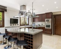Wiederverkauf - Villa - Estepona - Atalaya