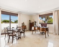 Wiederverkauf - Villa - Estepona - Atalaya