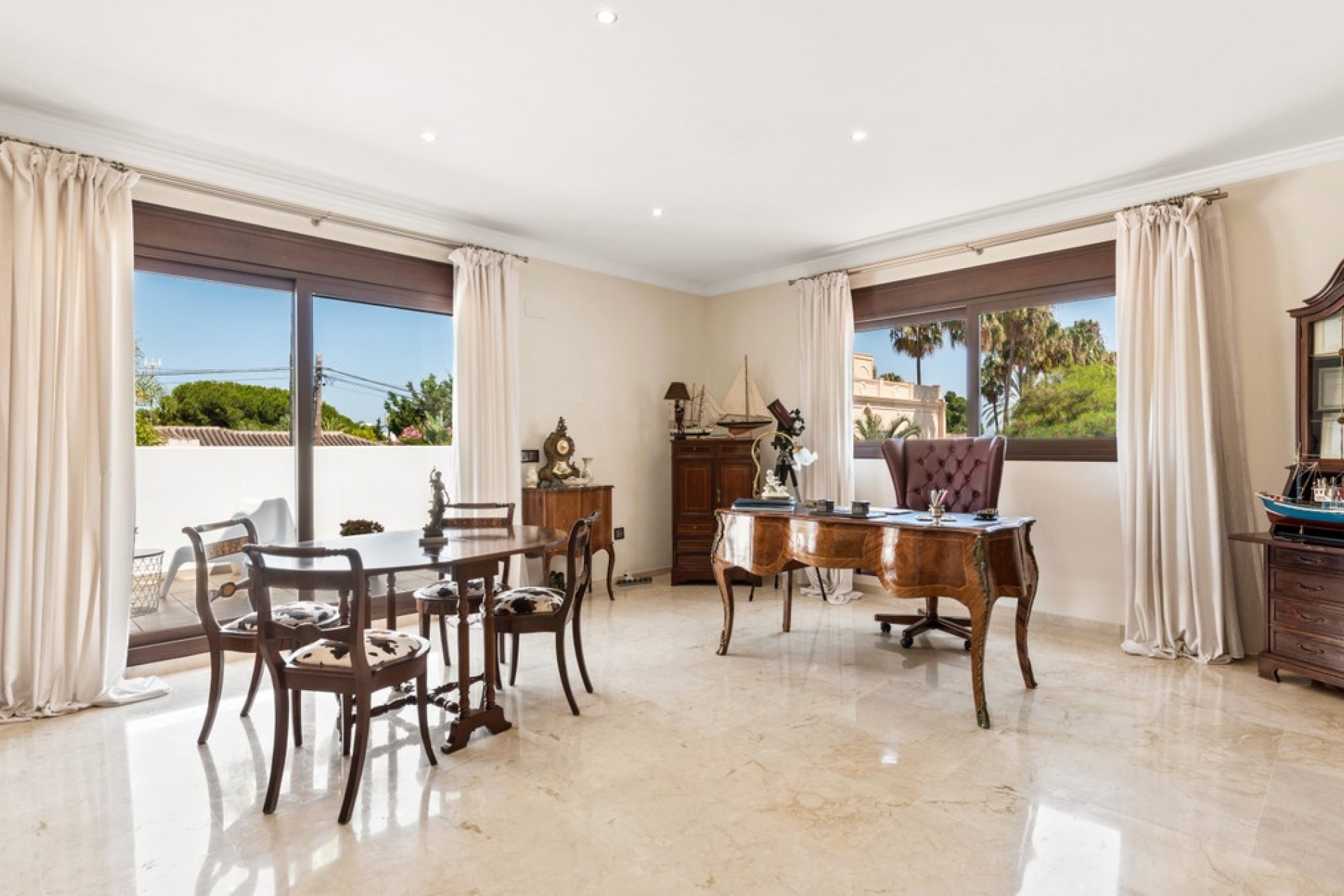 Wiederverkauf - Villa - Estepona - Atalaya