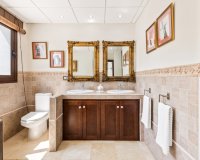 Wiederverkauf - Villa - Estepona - Atalaya