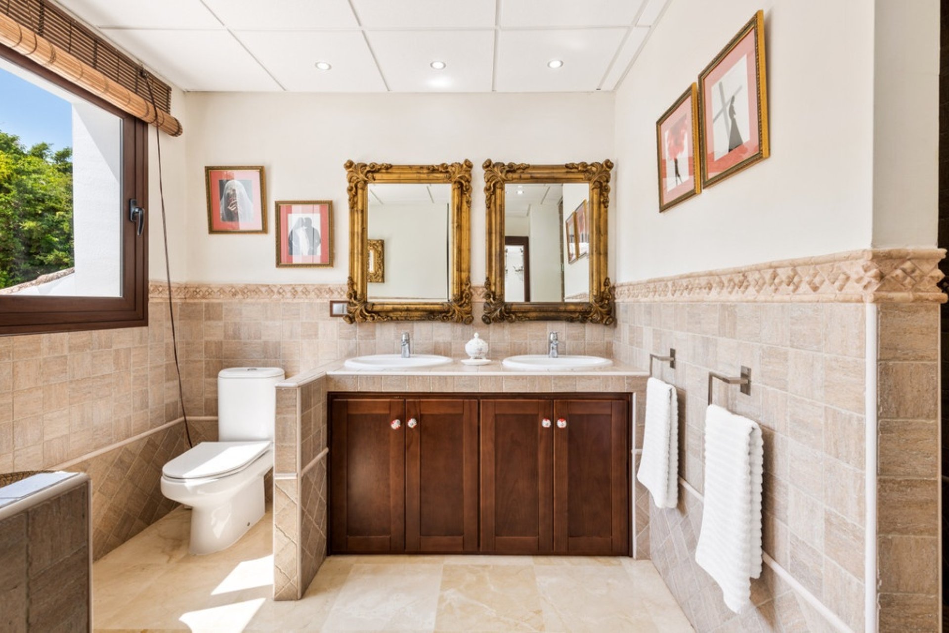Wiederverkauf - Villa - Estepona - Atalaya