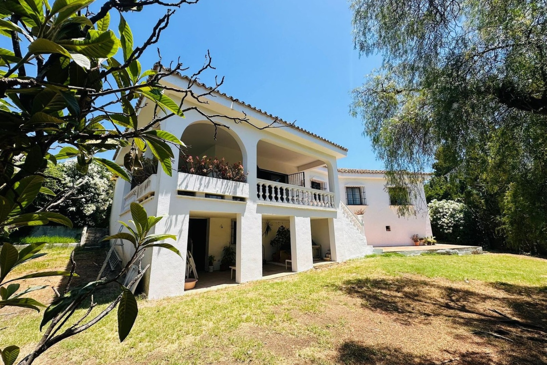 Wiederverkauf - Villa - Estepona - Atalaya