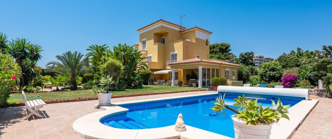 Wiederverkauf - Villa - Estepona - Atalaya