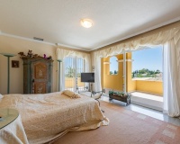 Wiederverkauf - Villa - Estepona - Atalaya