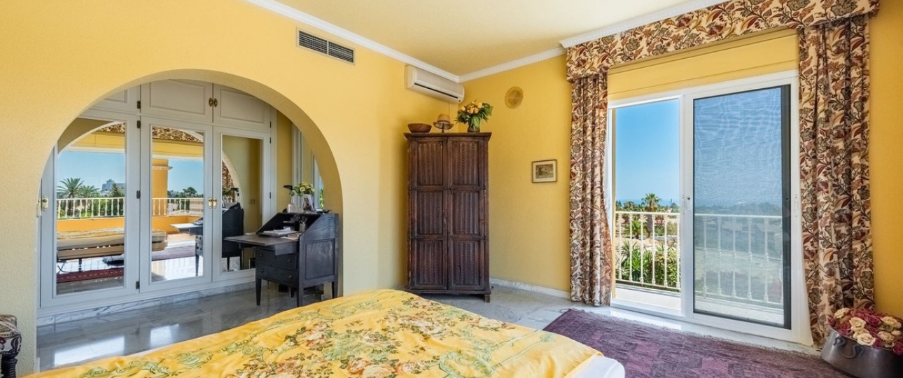 Wiederverkauf - Villa - Estepona - Atalaya