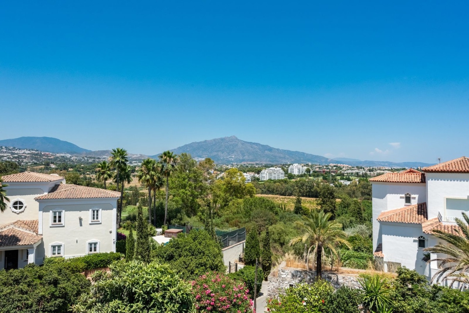 Wiederverkauf - Villa - Estepona - Atalaya
