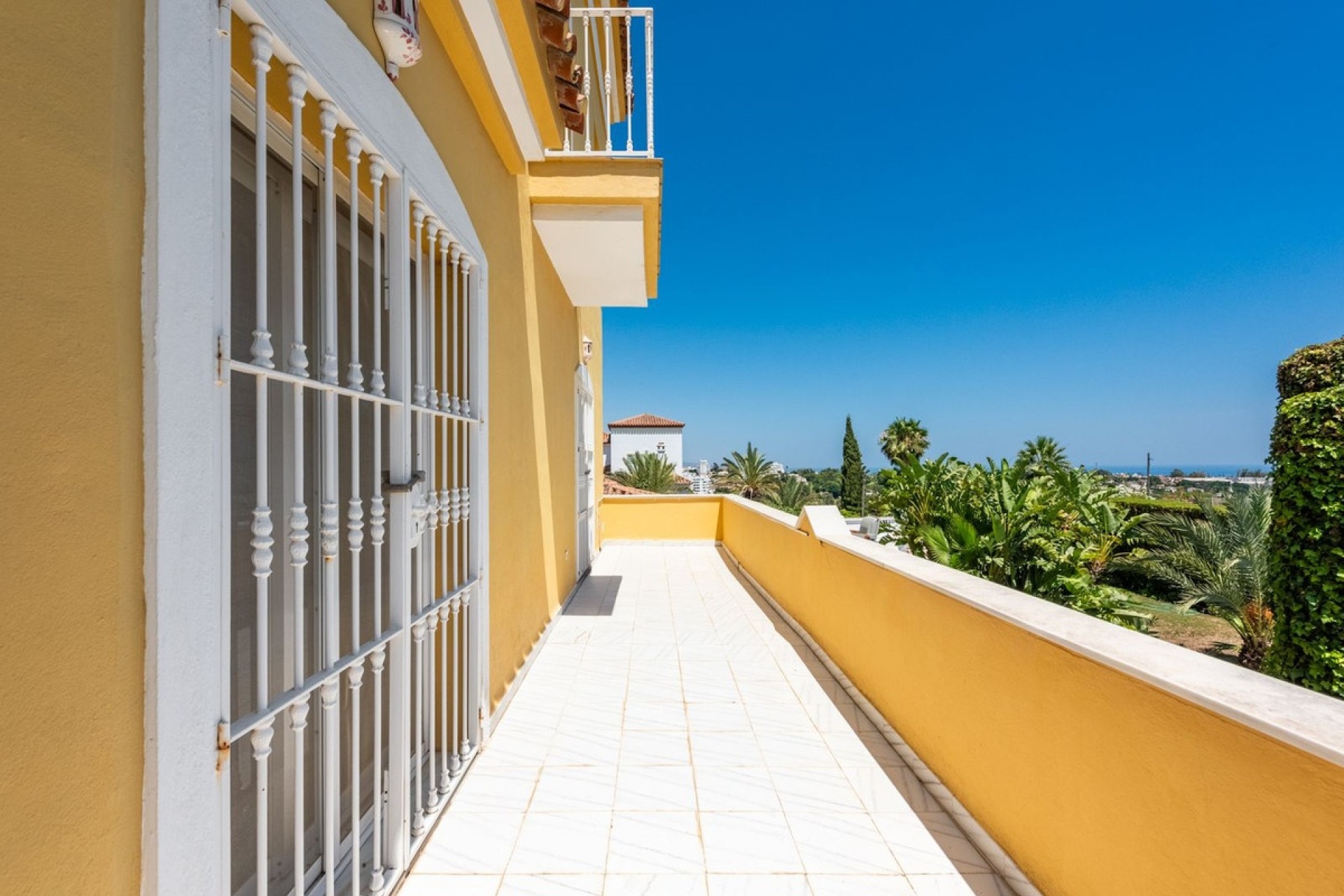 Wiederverkauf - Villa - Estepona - Atalaya