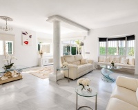 Wiederverkauf - Villa - Estepona - Atalaya