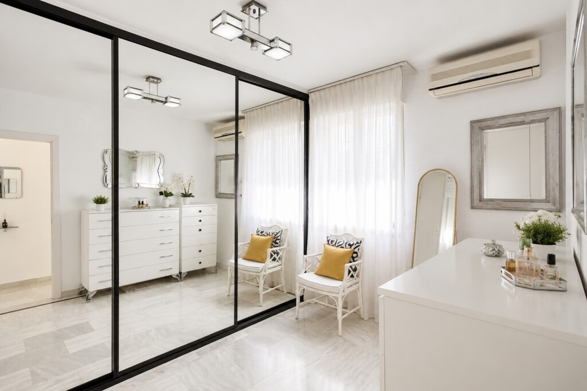 Wiederverkauf - Villa - Estepona - Atalaya