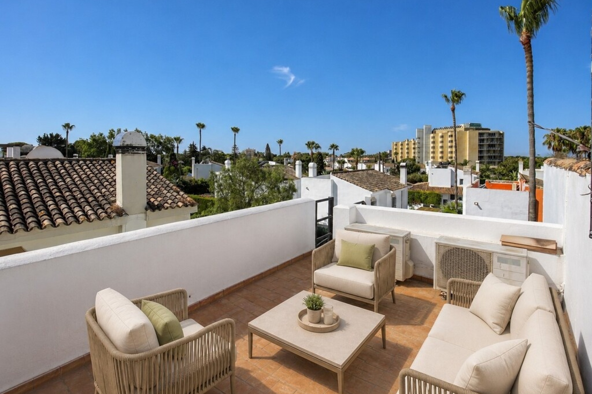 Wiederverkauf - Villa - Estepona - Atalaya