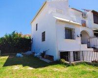 Wiederverkauf - Villa - Estepona - Atalaya