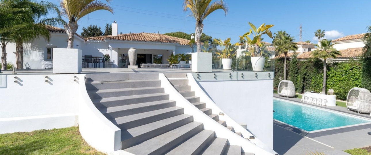 Wiederverkauf - Villa - Estepona - Atalaya