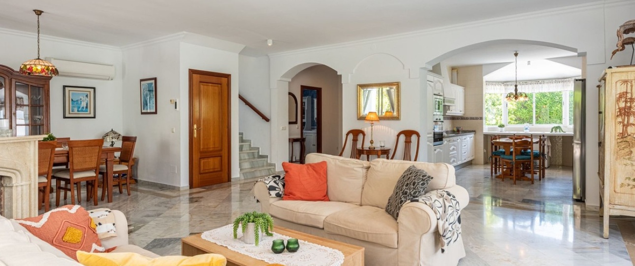 Wiederverkauf - Villa - Estepona - Atalaya