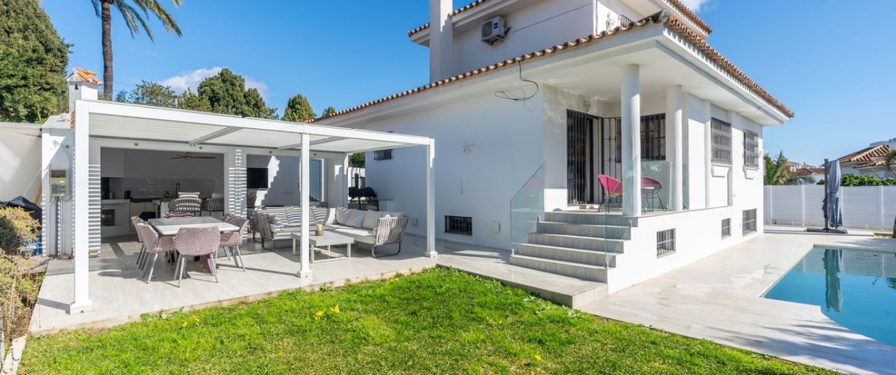 Wiederverkauf - Villa - Estepona - Atalaya