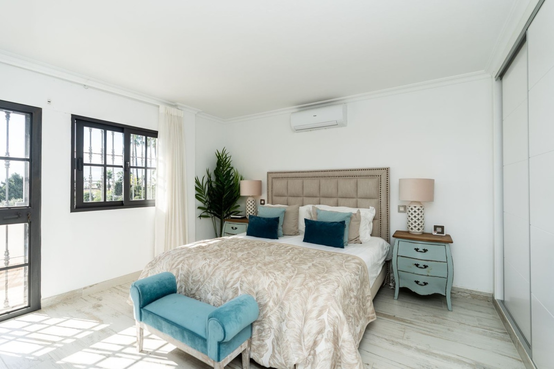 Wiederverkauf - Villa - Estepona - Atalaya