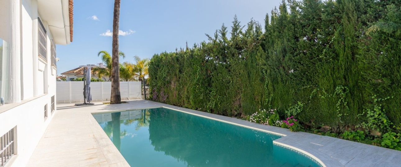 Wiederverkauf - Villa - Estepona - Atalaya