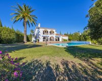 Wiederverkauf - Villa - Estepona - Atalaya