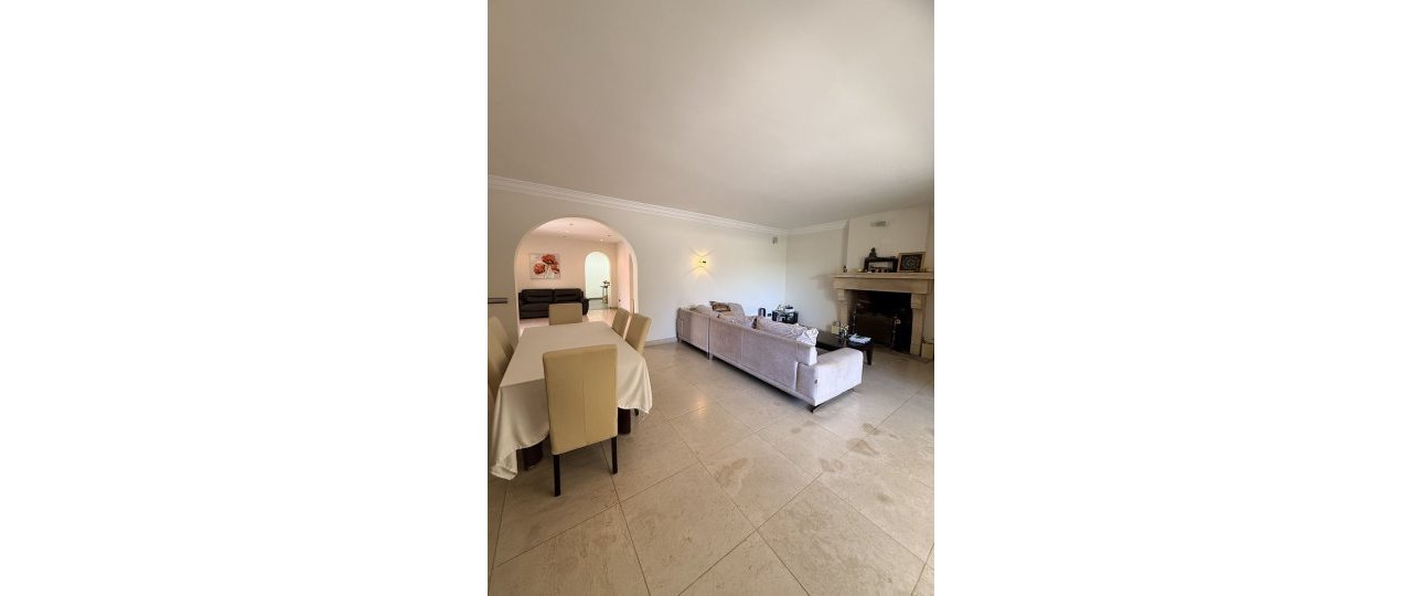 Wiederverkauf - Villa - Estepona - Bel Air