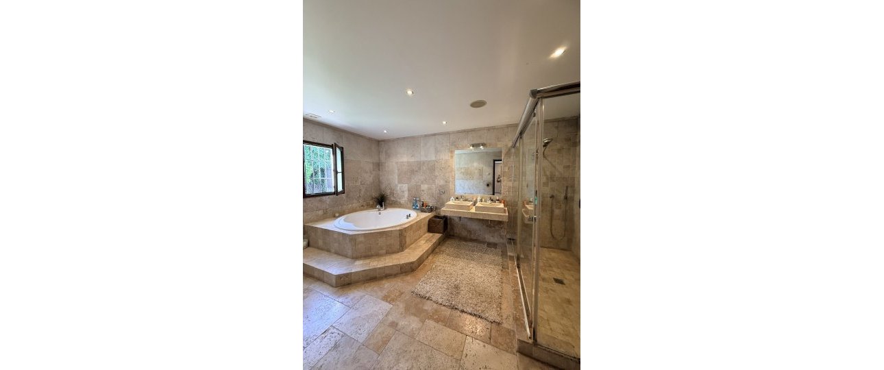 Wiederverkauf - Villa - Estepona - Bel Air