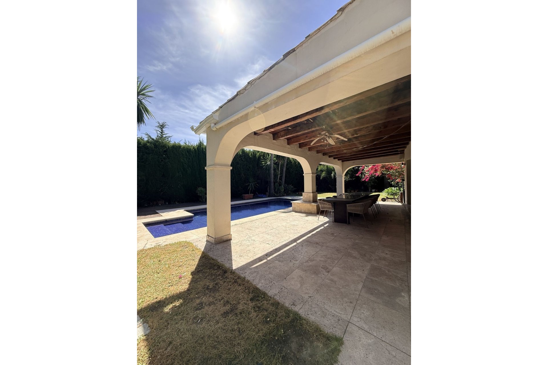 Wiederverkauf - Villa - Estepona - Bel Air