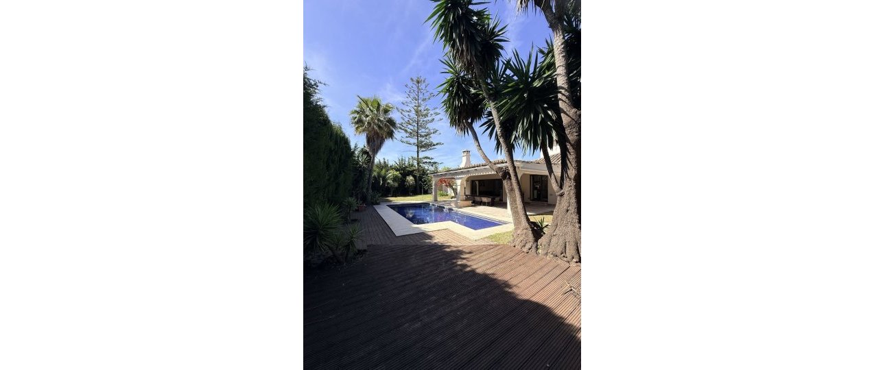 Wiederverkauf - Villa - Estepona - Bel Air