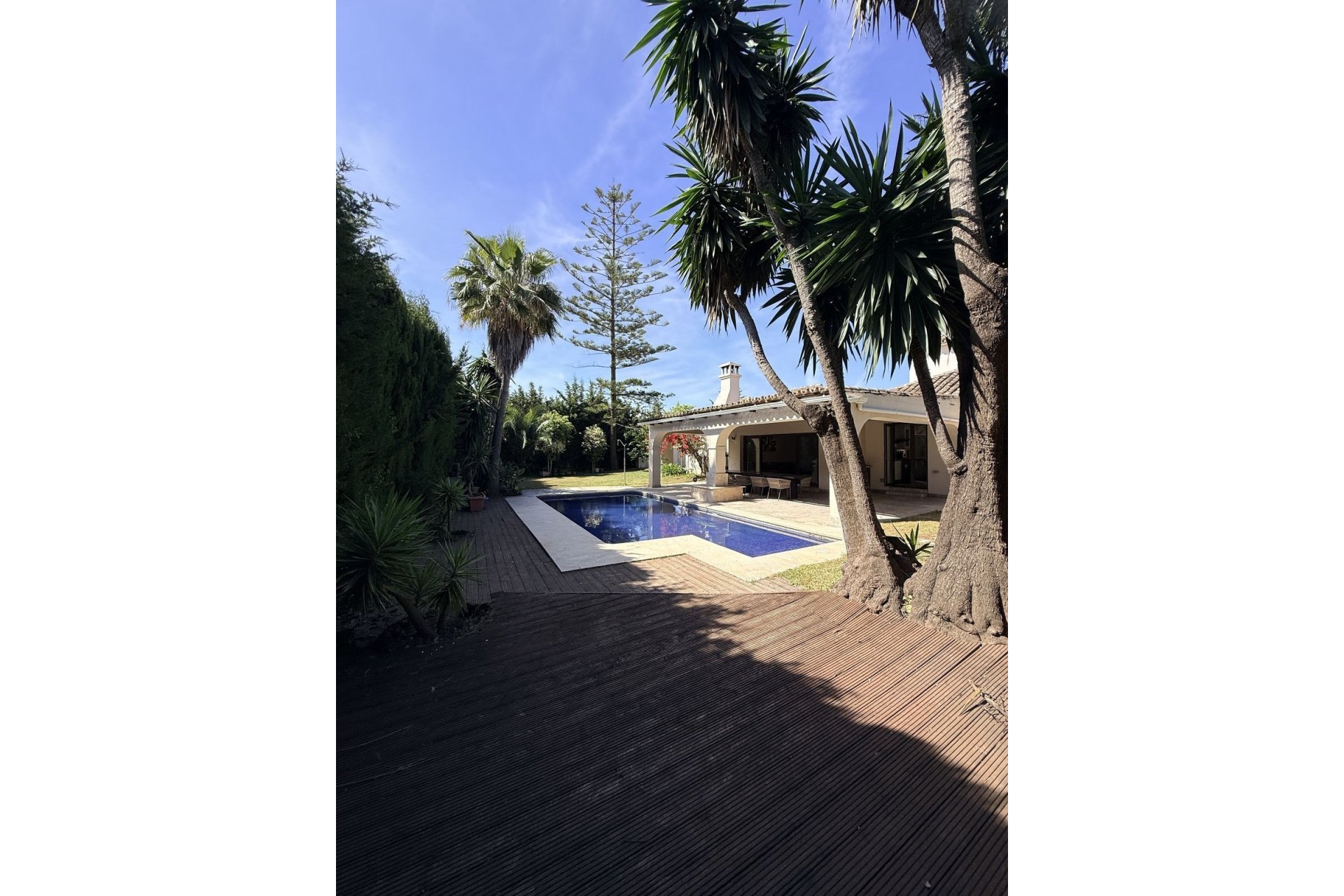 Wiederverkauf - Villa - Estepona - Bel Air