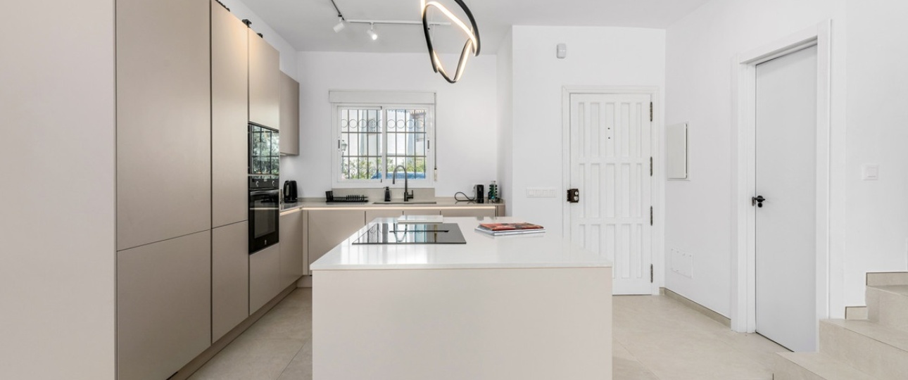 Wiederverkauf - Villa - Estepona - Bel Air