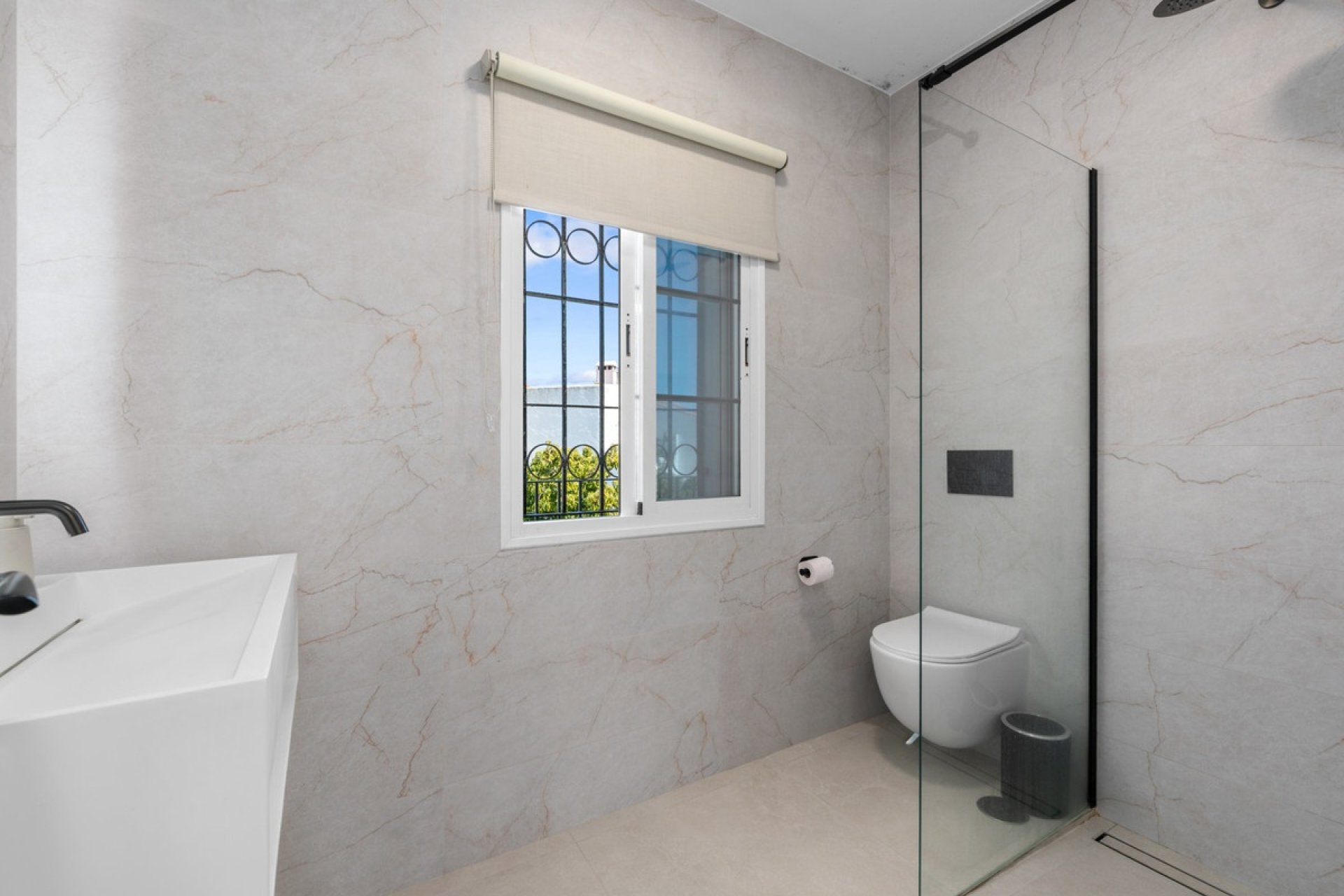 Wiederverkauf - Villa - Estepona - Bel Air