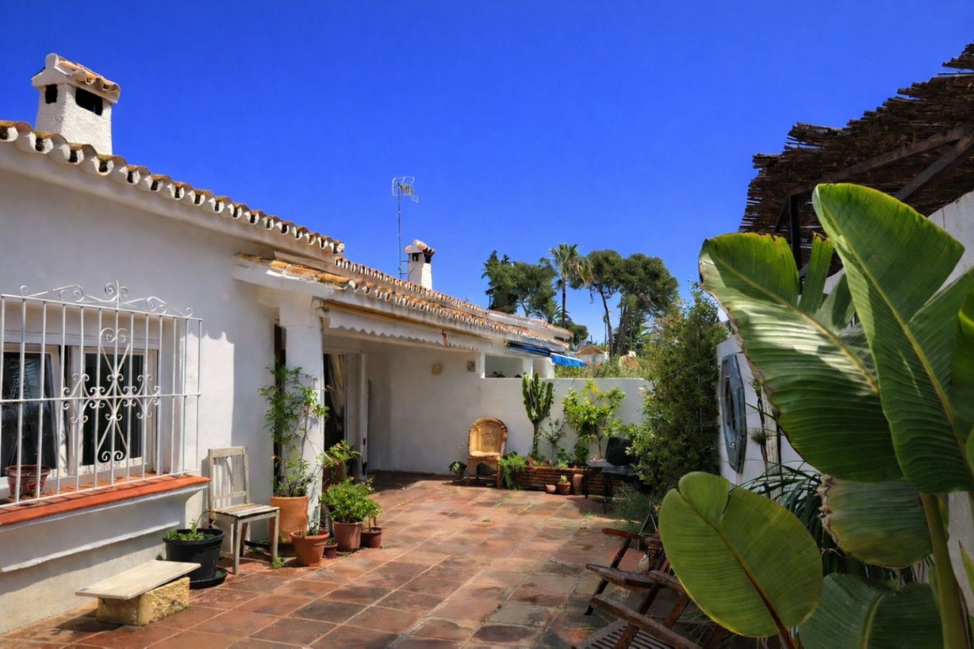 Wiederverkauf - Villa - Estepona - Benamara