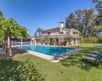 Wiederverkauf - Villa - Estepona - Cancelada