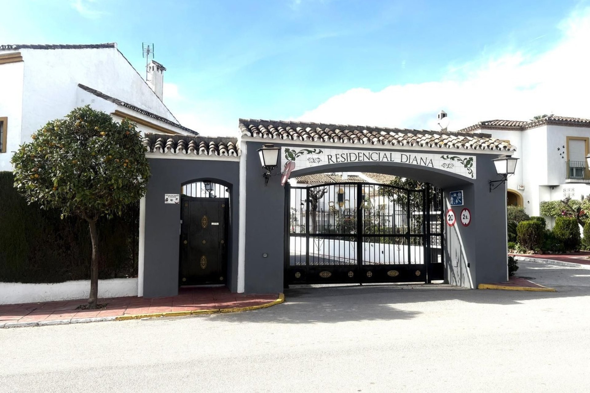 Wiederverkauf - Villa - Estepona - Cancelada