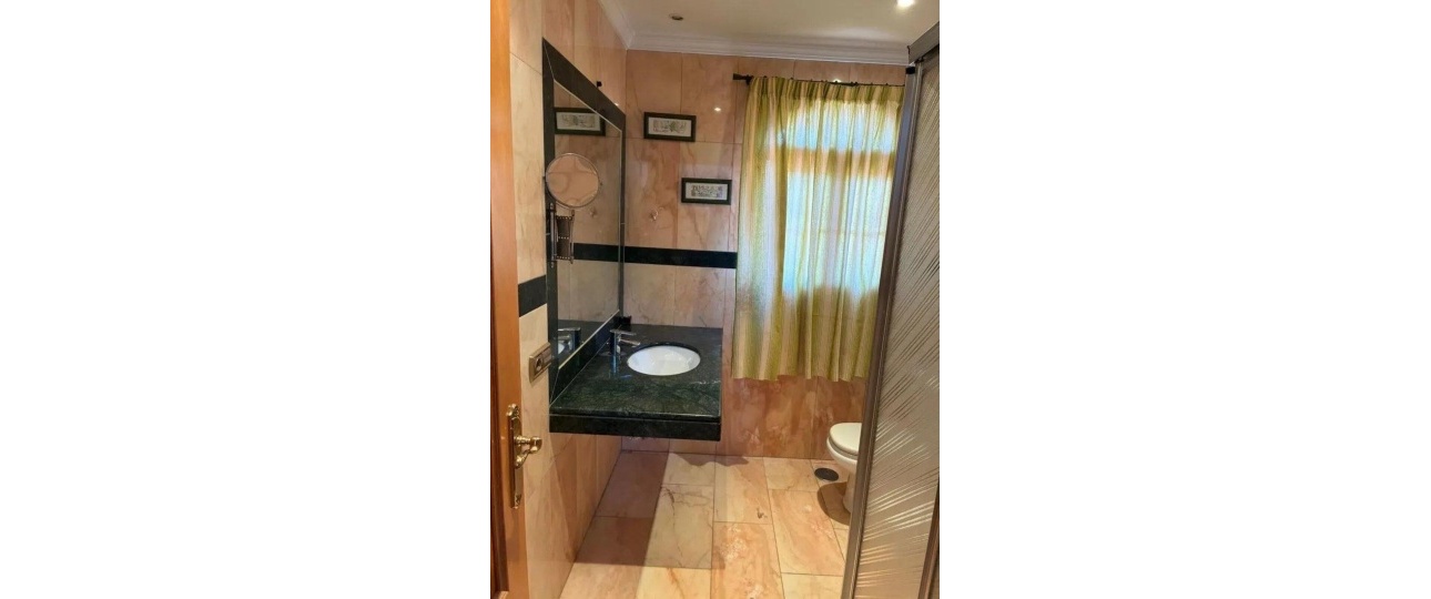 Wiederverkauf - Villa - Estepona - Cancelada