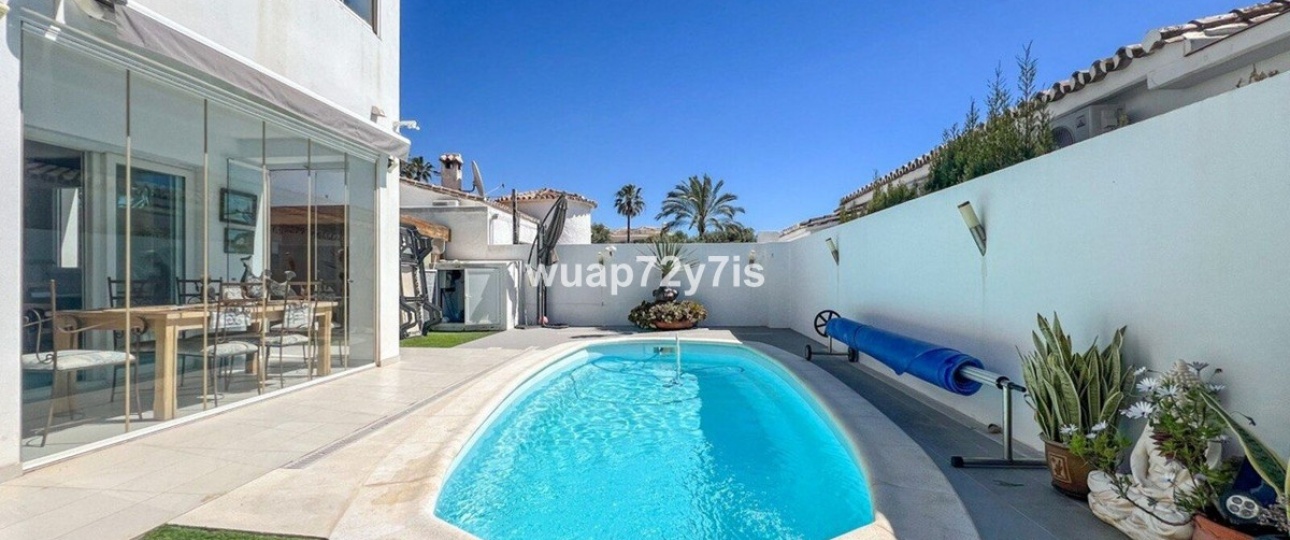 Wiederverkauf - Villa - Estepona - Costalita