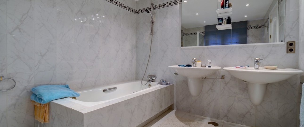 Wiederverkauf - Villa - Estepona - Costalita