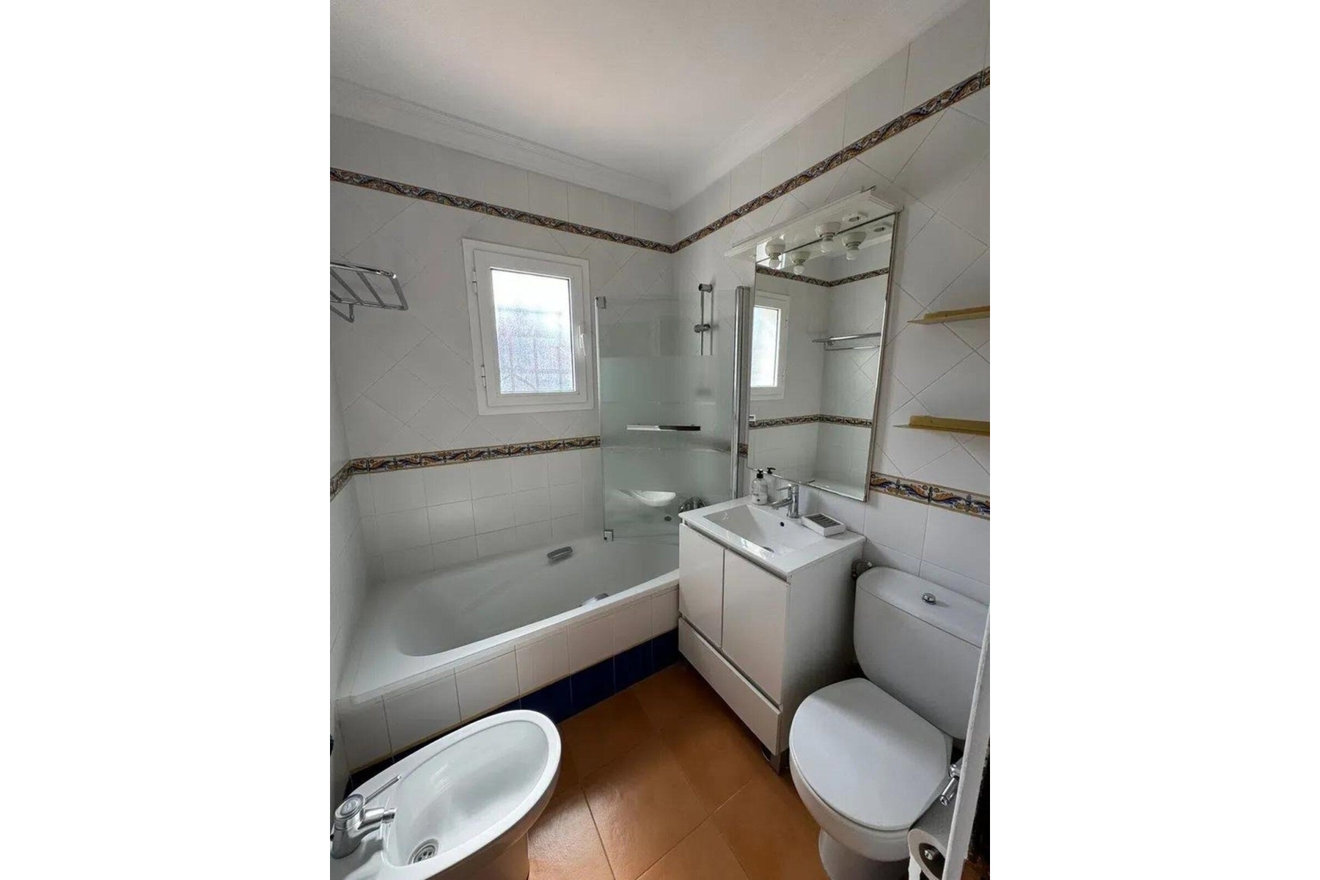 Wiederverkauf - Villa - Estepona - Costalita