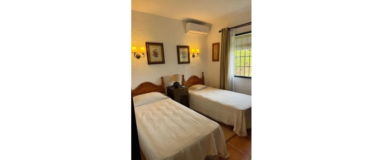 Wiederverkauf - Villa - Estepona - Costalita