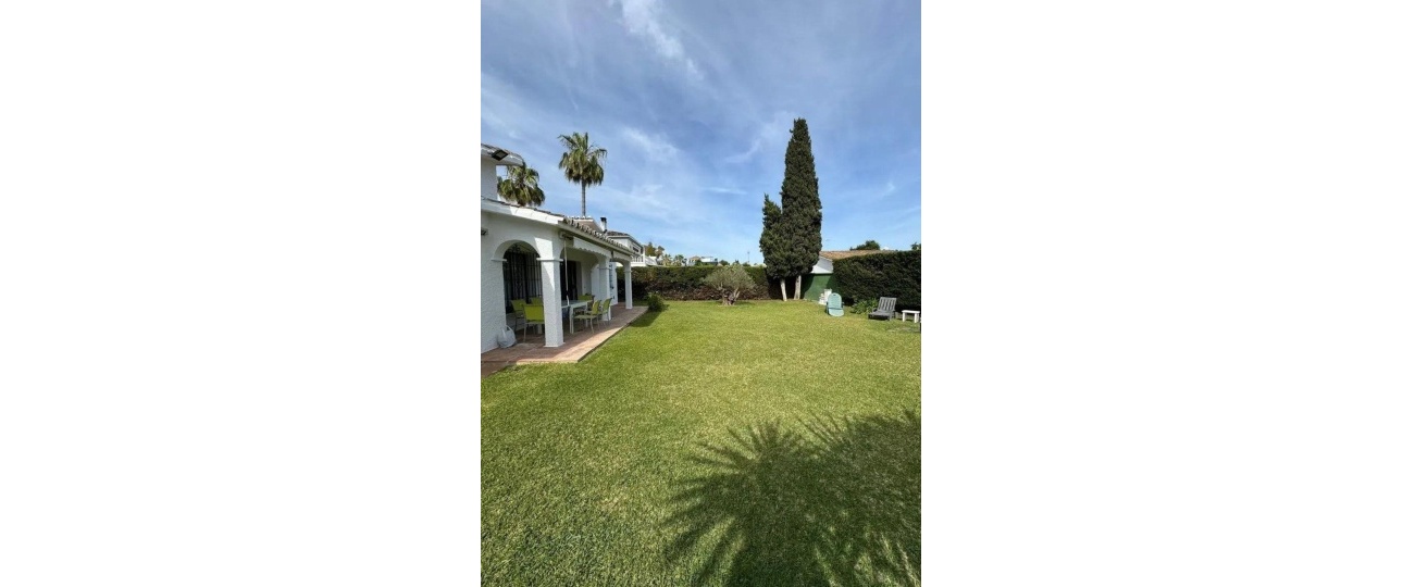 Wiederverkauf - Villa - Estepona - Costalita